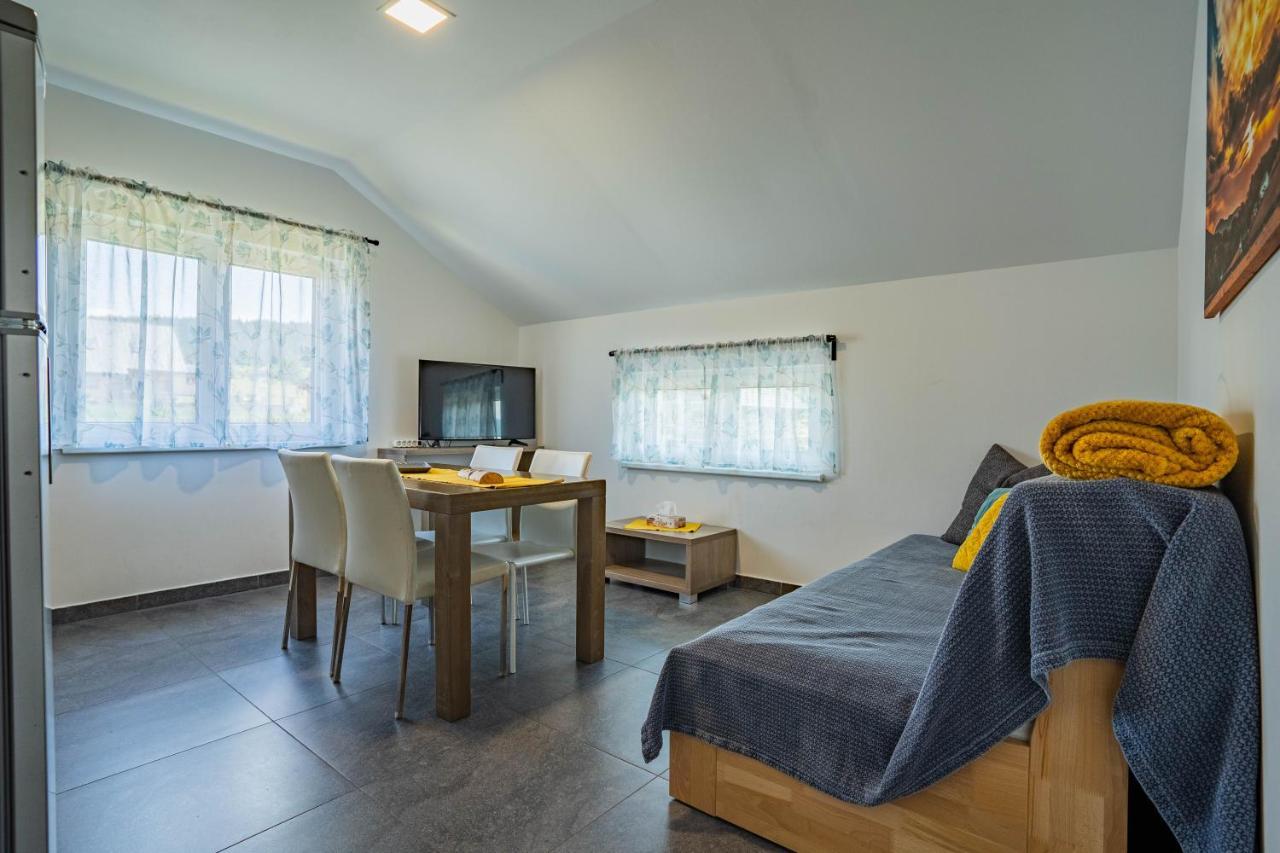 Apartmany Pod Sjezdovkou アベルタミ エクステリア 写真